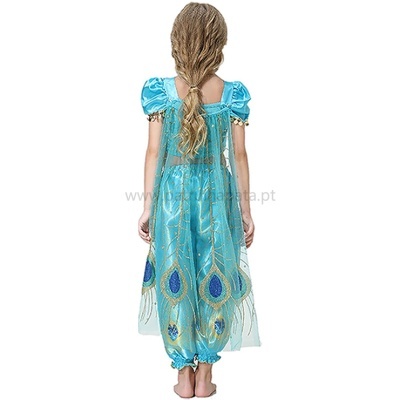 Vestido de criança azul claro com padrão de penas de pavão e capa transparente