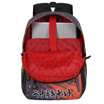 Mochila com interior vermelho e exterior preto e vermelho com texto em japonês