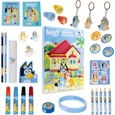 Material escolar e de lazer Bluey com vários itens coloridos