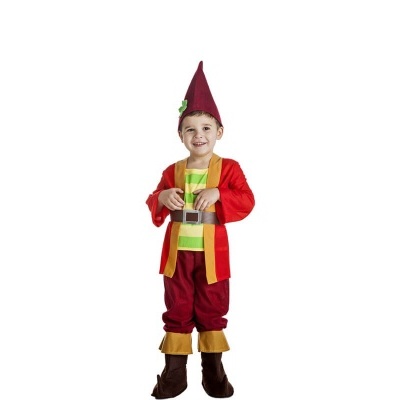 Criança com fato de elfo vermelho e amarelo, gorro pontiagudo e sapatos castanhos