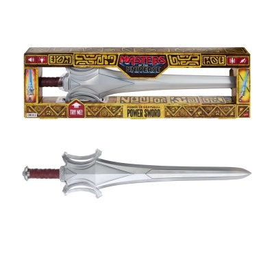 Espada de brinquedo Masters of the Universe Power Sword em embalagem amarela.