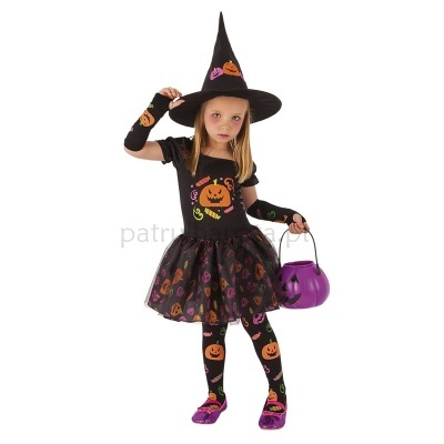 Fato de bruxa infantil preto com estampas de abóboras e doces, chapéu, luvas, meias e balde roxo em forma de abóbora