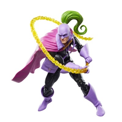 Figura de ação de personagem com capa rosa e chicote amarelo.