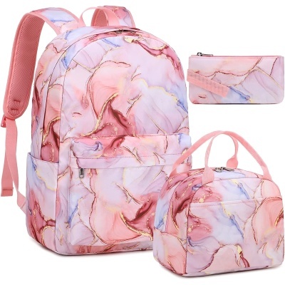 Conjunto de mochila, mala e carteira com padrão marmoreado rosa e lilás