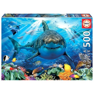 Caixa de puzzle EDUCA 500 peças com imagem de tubarão e peixes coloridos no mar