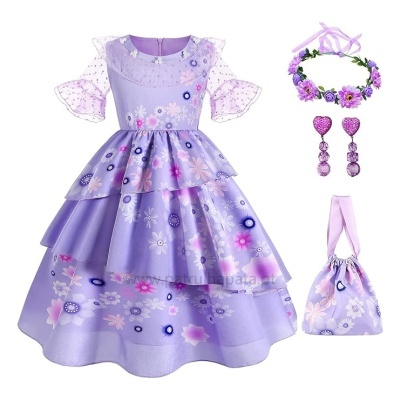 Vestido infantil lilás com acessórios florais