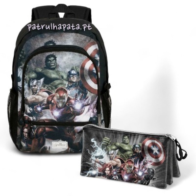 Mochila e estojo Marvel com super-heróis em fundo preto