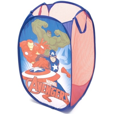 Cesto azul e vermelho com desenho dos Avengers Marvel