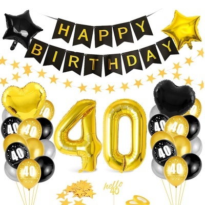 Decoração de festa 40 anos com balões dourados e pretos e banner 'HAPPY BIRTHDAY'