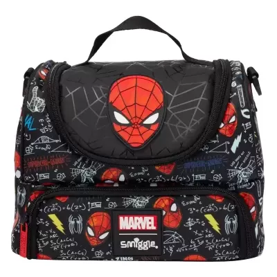 Lancheira preta com padrão do Homem-Aranha e logo Marvel Smiggle
