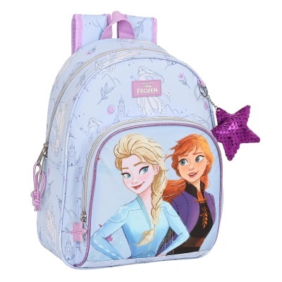 Mochila azul clara Disney Frozen com imagem das personagens Elsa e Anna e acessório em forma de estrela roxa.