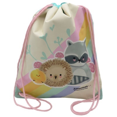 Mochila saco com estampa de animais e cordões cor-de-rosa
