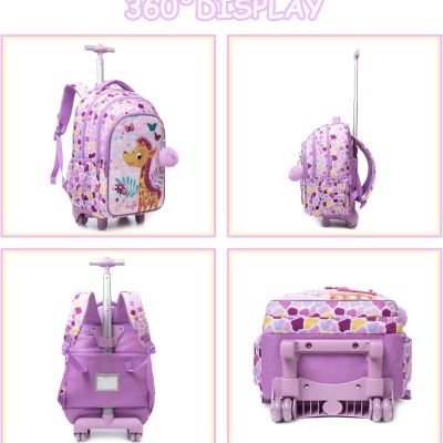 Mochila de rodinhas lilás com padrão colorido e imagem da girafa