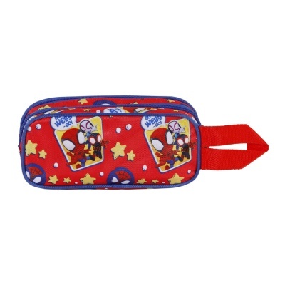 Estojo escolar redondo com estampas do Homem-Aranha em tecido vermelho e detalhes em azul.