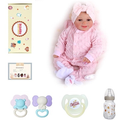 Conjunto de boneca reborn com acessórios infantis rosa