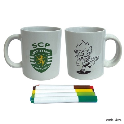 Duas canecas SCP Sporting Portugal e canetas coloridas