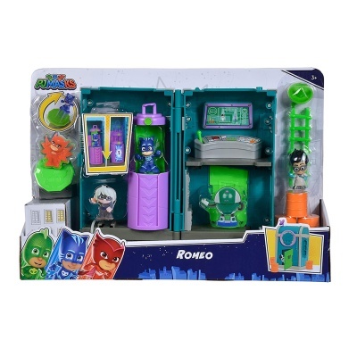 Brinquedos PJ Masks com figuras e acessórios coloridos em embalagem com personagens e nome Romeo