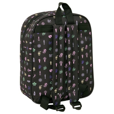 Mochila preta com padrão colorido e alças ajustáveis vista de trás