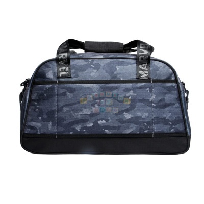 Saco de desporto azul camuflado com alças pretas e texto MARVEL