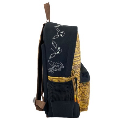 Mochila amarela e preta com desenhos brancos de personagens e padrão tribal