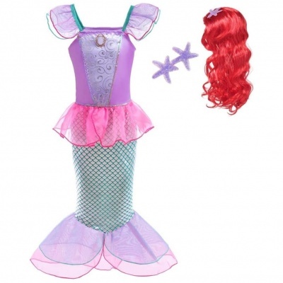 Vestido de sereia lilás e rosa com peruca vermelha e estrelas-do-mar lilás