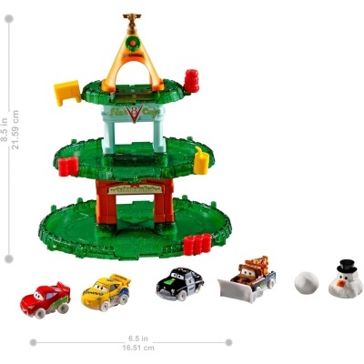 Conjunto de parque de brinquedo com três níveis verdes e carros coloridos