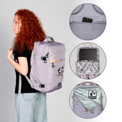 mochila cinza lavanda com personagens de desenho animado e múltiplos bolsos