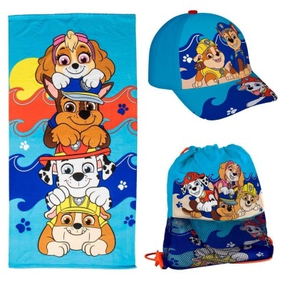 Toalha, boné e mochila azul com personagens animados de cães coloridos estampados