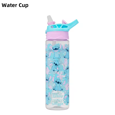 Garrafa de água transparente com personagens do filme Lilo & Stitch e tampa roxa e azul claro