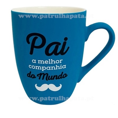 Caneca azul com texto 'Pai a melhor companhia do Mundo' e bigode branco