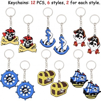 Conjunto de 12 porta-chaves de pirata com vários desenhos coloridos