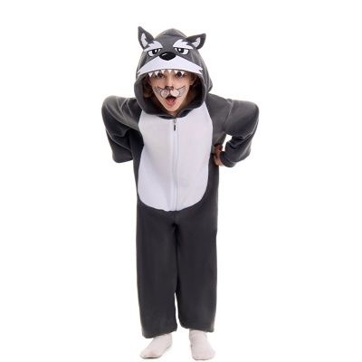 Pijama macacão infantil cinzento e branco com capuz de lobo