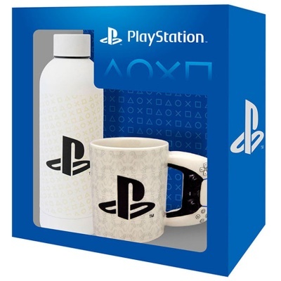 Conjunto PlayStation com garrafa e caneca brancas dentro de caixa azul com logotipo PlayStation