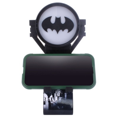 Suporte para smartphone com logo Batman iluminado e base com cenário urbano