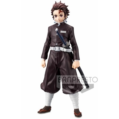 Figura colecionável anime com espada e roupa castanha escura