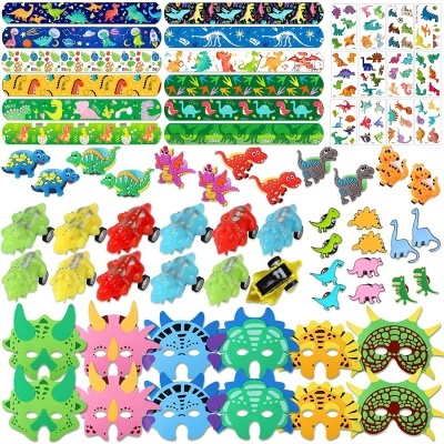 Conjunto de brinquedos infantis com temas de dinossauros coloridos em fundo branco