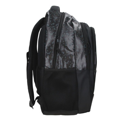 Mochila preta com padrão pixelado cinzento e azul e bolsos com fecho