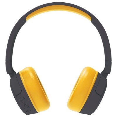 auriculares amarelos e pretos com almofadas acolchoadas