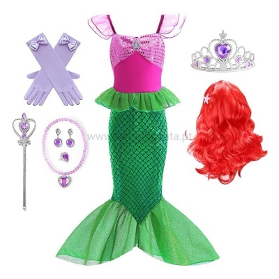 Fantasia de sereia rosa e verde com acessórios lilás e vermelhos