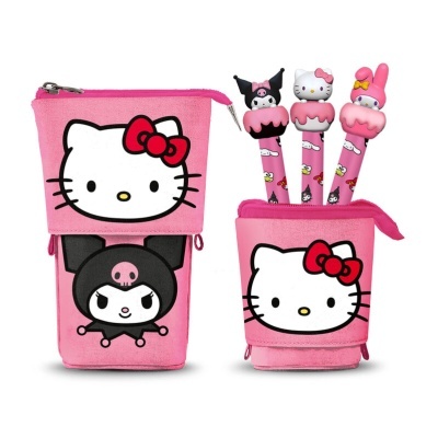 Bolso e estojo rosa com personagens Hello Kitty e Sanrio e canetas decoradas
