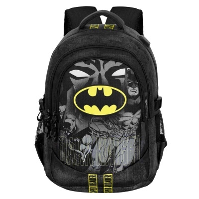 Mochila preta com estampa do Batman e logo amarelo e negro.