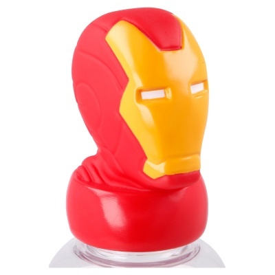 Figura do capacete do Iron Man vermelho e amarelo sobre base transparente
