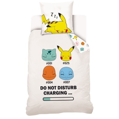 Cama infantil com edredão e almofada de personagens Pokémon coloridos