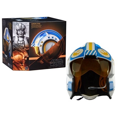 Capacete branco, azul e amarelo com viseira amarela ao lado da caixa de Star Wars.
