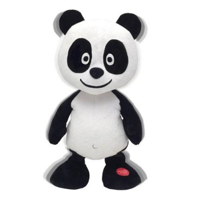 Pelúcia de panda preto e branco com etiqueta vermelha no pé