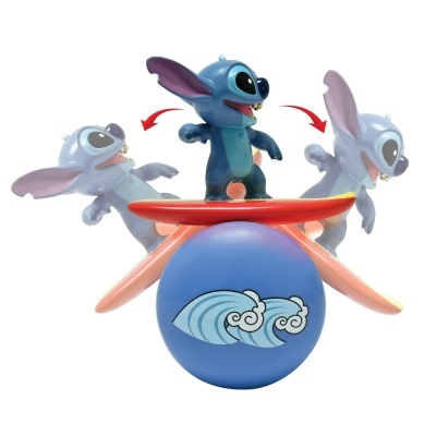 Figura Stitch a surfar numa bola azul com ondas