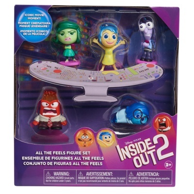 Conjunto de figuras de Inside Out 2 em embalagem roxa com cinco personagens coloridas visíveis.
