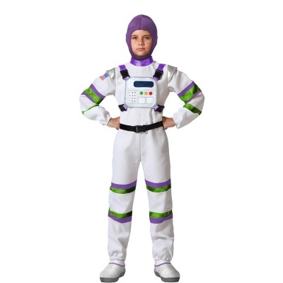Fato de astronauta colorido com capacete roxo