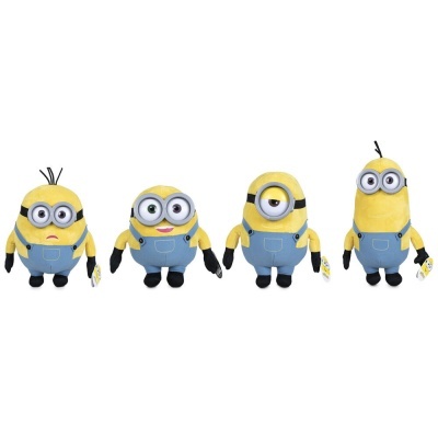 Quatro peluches dos Minions amarelos e azuis com óculos e diferentes expressões