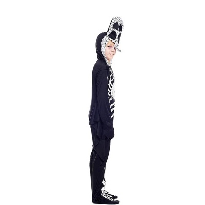 Fantasia infantil de esqueleto preta com padrões brancos e capuz com caveira.